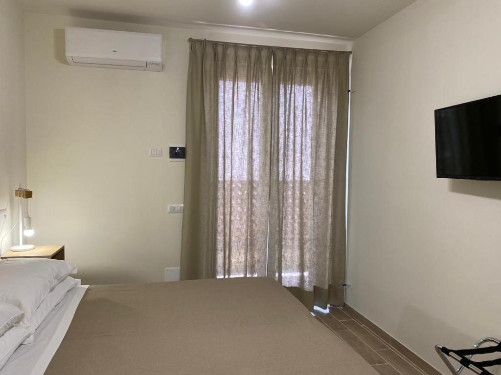 פורטה דיי מארמי Hotel Raffaelli Villa Angela מראה חיצוני תמונה