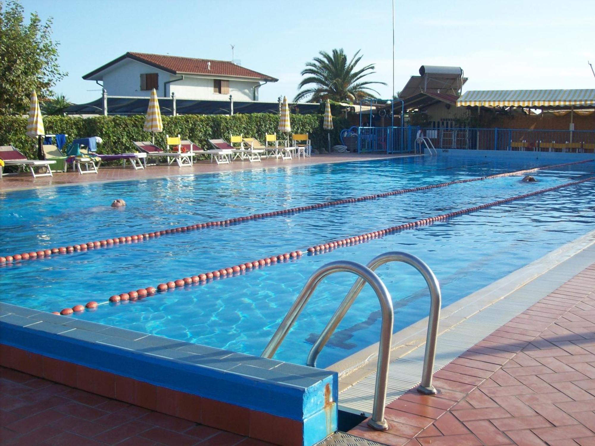 פורטה דיי מארמי Hotel Raffaelli Villa Angela מראה חיצוני תמונה