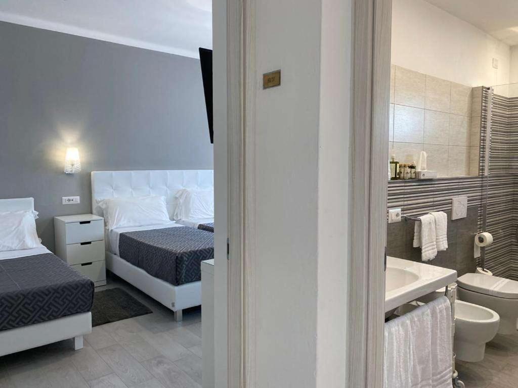 פורטה דיי מארמי Hotel Raffaelli Villa Angela מראה חיצוני תמונה